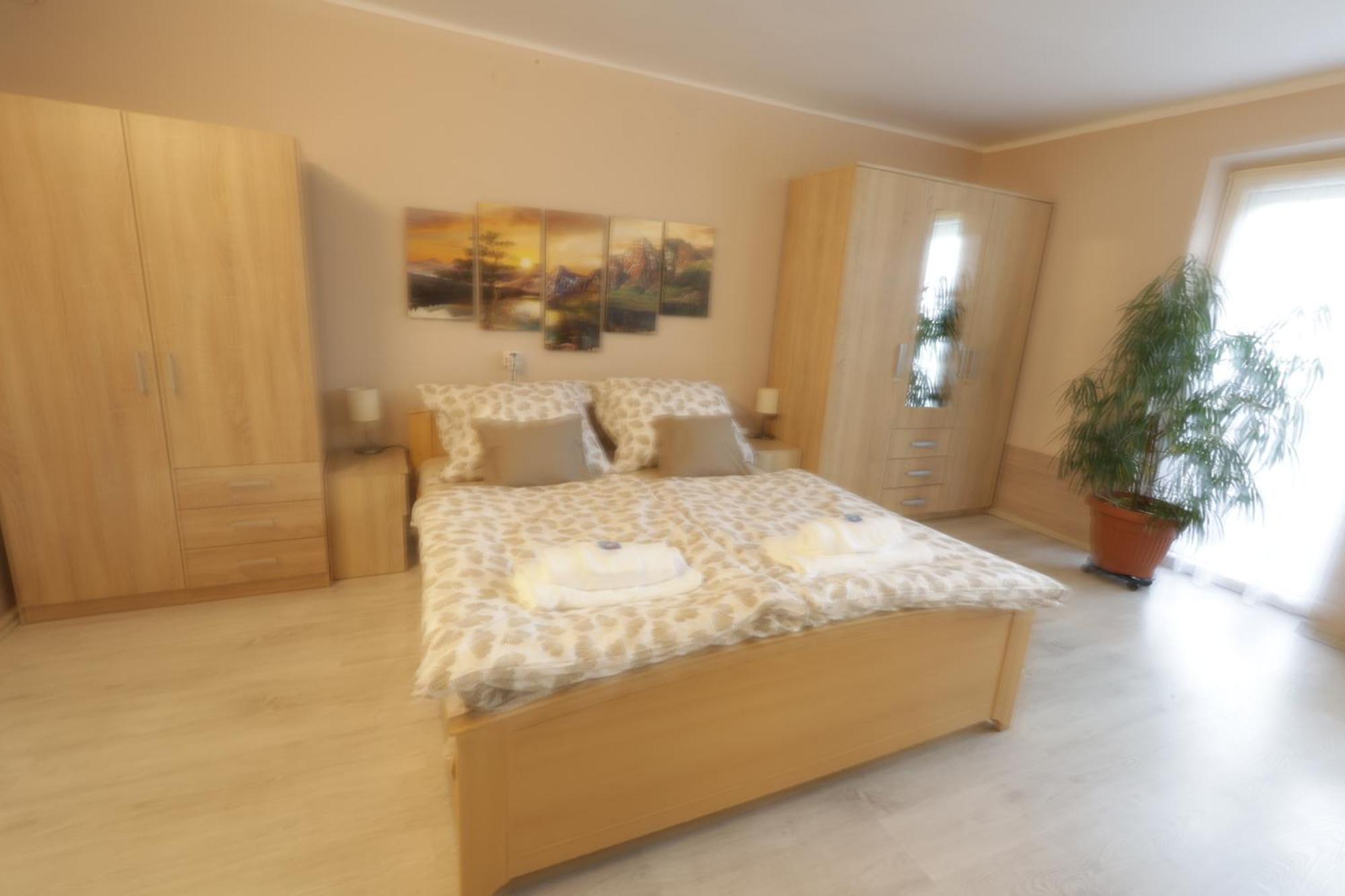 Stardust apartman Pecs Bagian luar foto