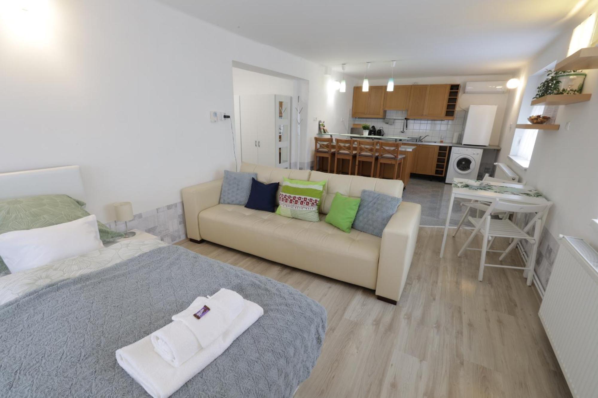 Stardust apartman Pecs Bagian luar foto