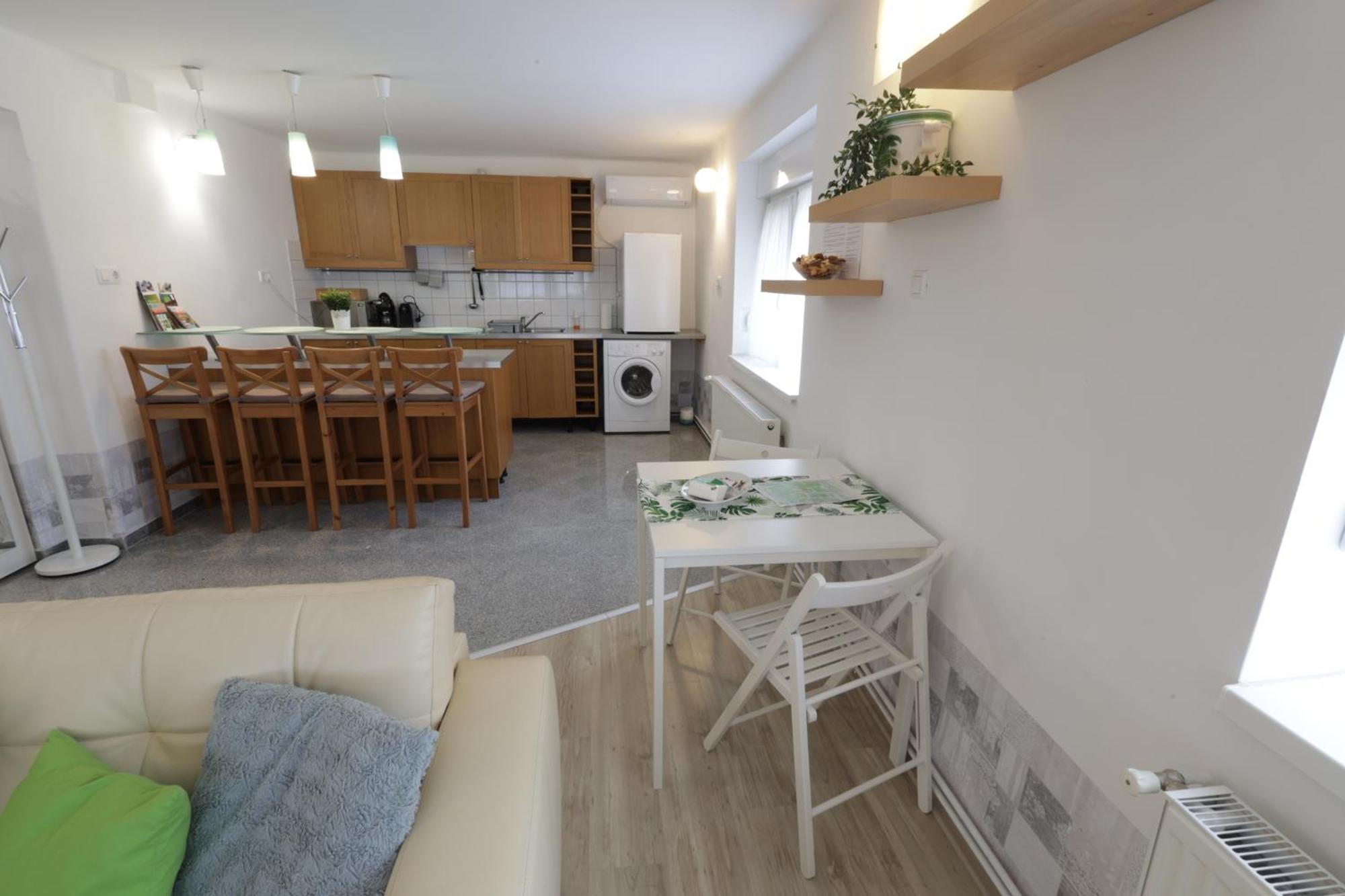 Stardust apartman Pecs Bagian luar foto